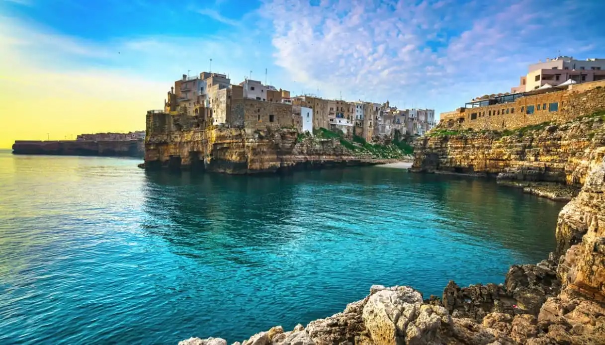 red bull cliff diving polignano